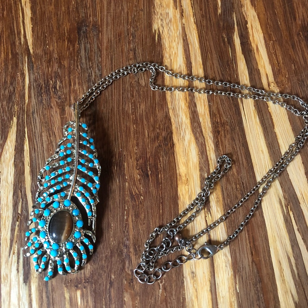 Long feather necklace, turquoise color accent